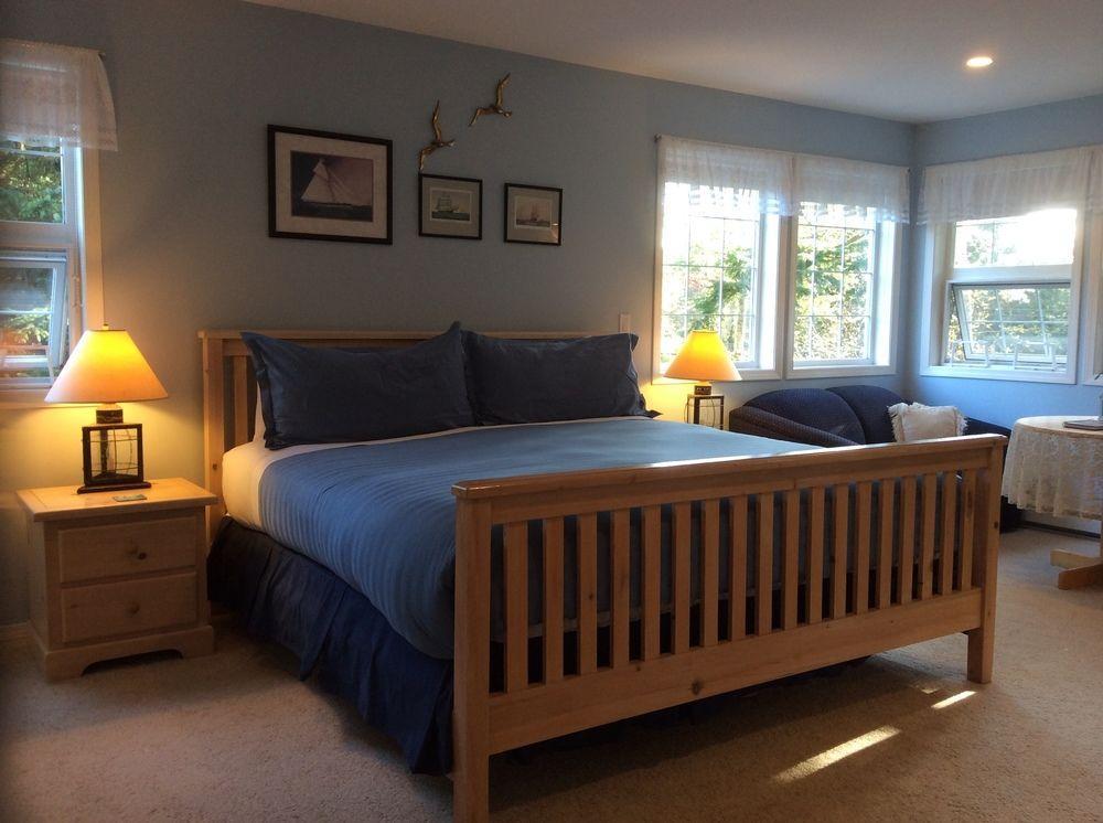 Seafarers Bed & Breakfast Tofino Bagian luar foto