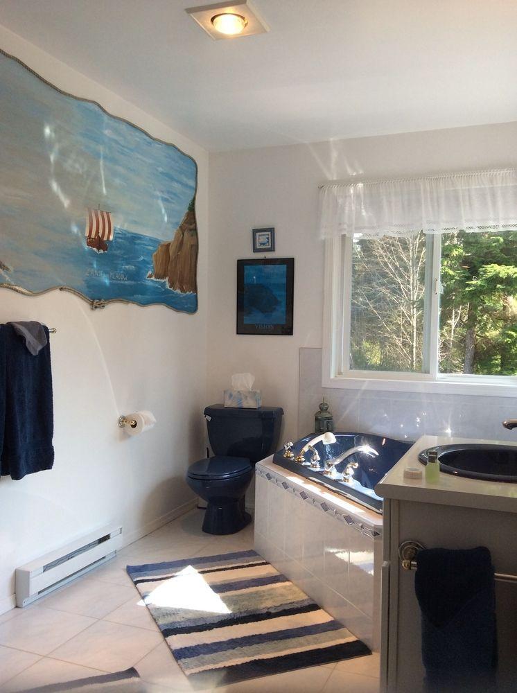 Seafarers Bed & Breakfast Tofino Bagian luar foto