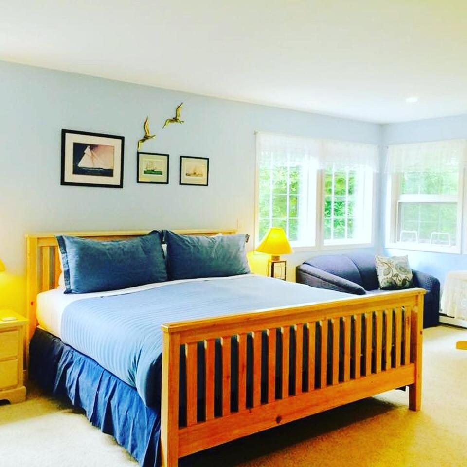 Seafarers Bed & Breakfast Tofino Bagian luar foto